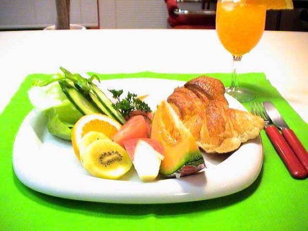 Pension Croissant Wajima Buitenkant foto